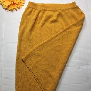 ann wi Skirts - Vintage Yellow Skirt ann wi Skirts - Vintage Yellow Skirt